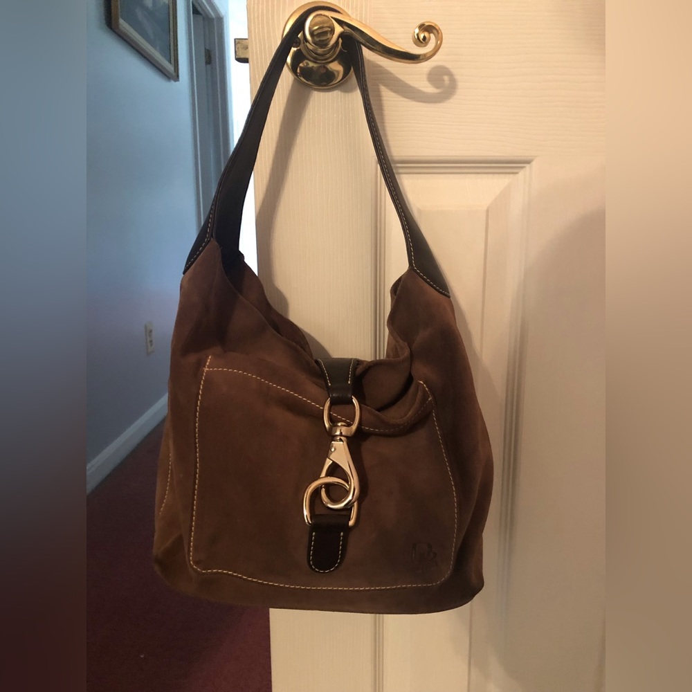 Dooney & Burke shoulder bad
